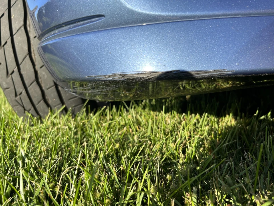 2005 Chrysler Crossfire - Image 30 of 31