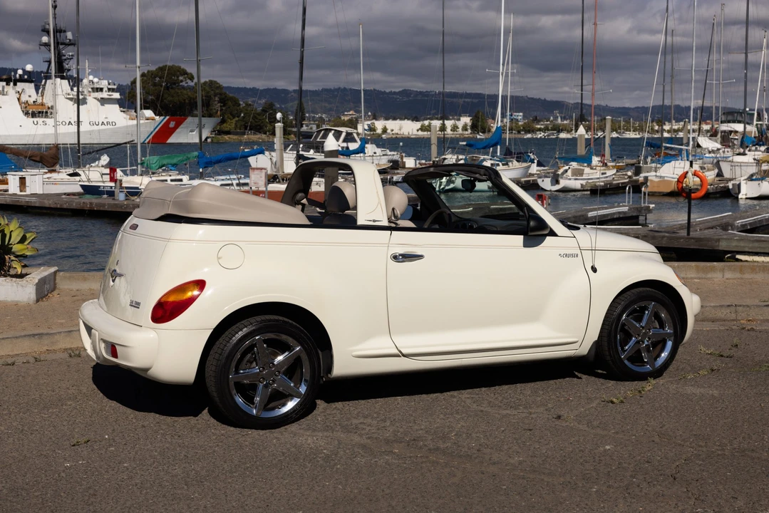 2005 Chrysler PT Cruiser - Image 9 of 31