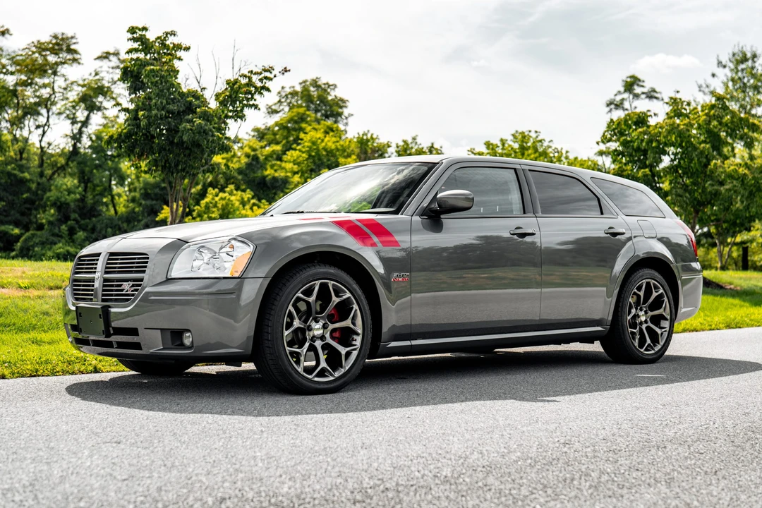 2005 Dodge Magnum 2nd Gen Wagon - Image 6 of 31