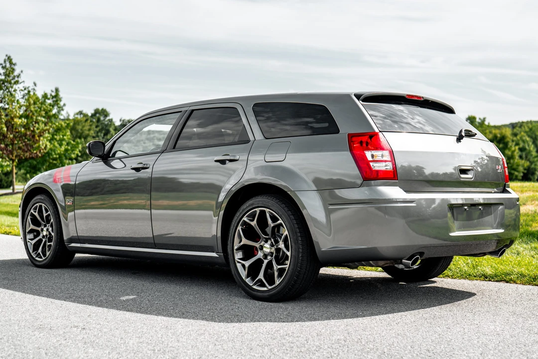2005 Dodge Magnum 2nd Gen Wagon - Image 19 of 31