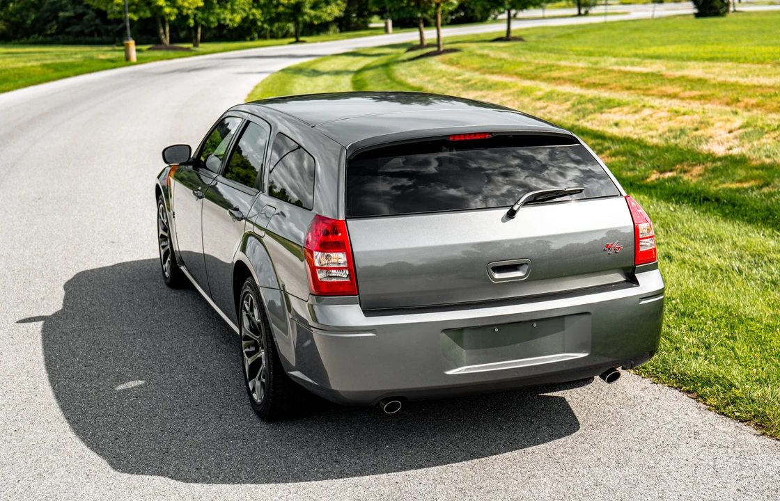 2005 Dodge Magnum 2nd Gen Wagon - Image 22 of 31