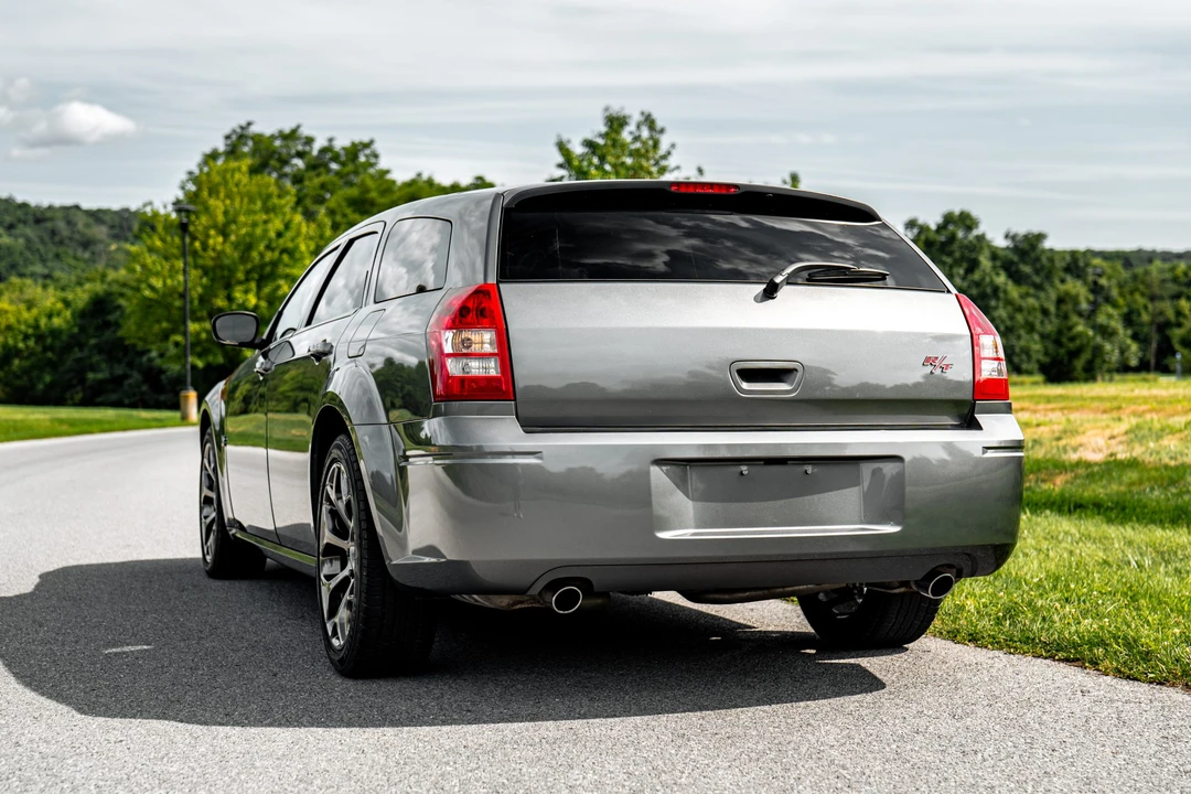 2005 Dodge Magnum 2nd Gen Wagon - Image 23 of 31