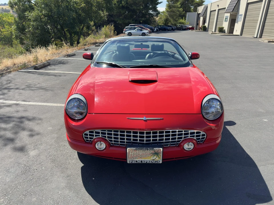 2005 Ford Thunderbird 11th Gen - Image 16 of 31