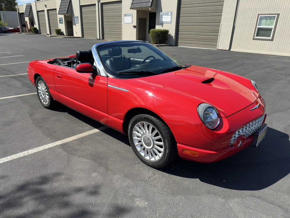 2005 Ford Thunderbird 11th Gen - Image 12 of 31