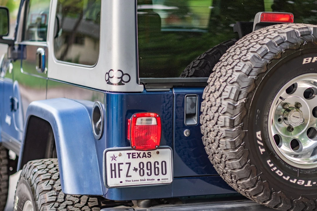2005 Jeep TJ Wrangler - Image 23 of 31
