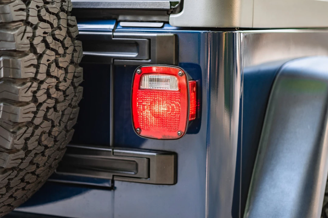 2005 Jeep TJ Wrangler - Image 26 of 31