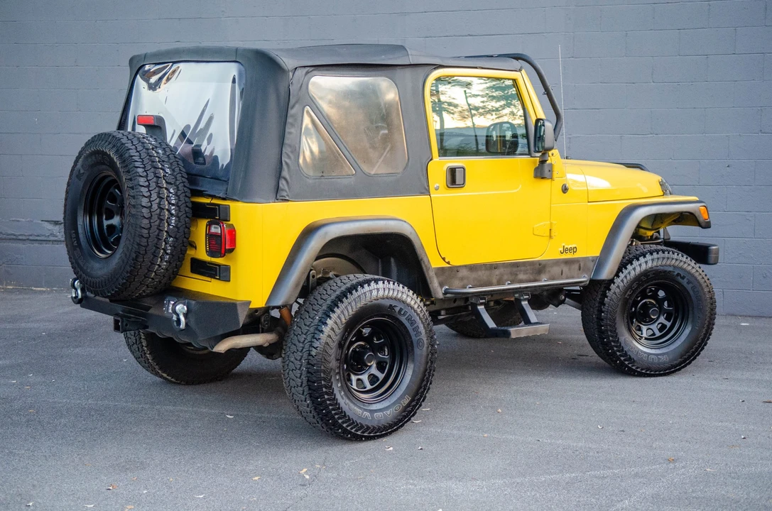 2005 Jeep TJ Wrangler - Image 22 of 31