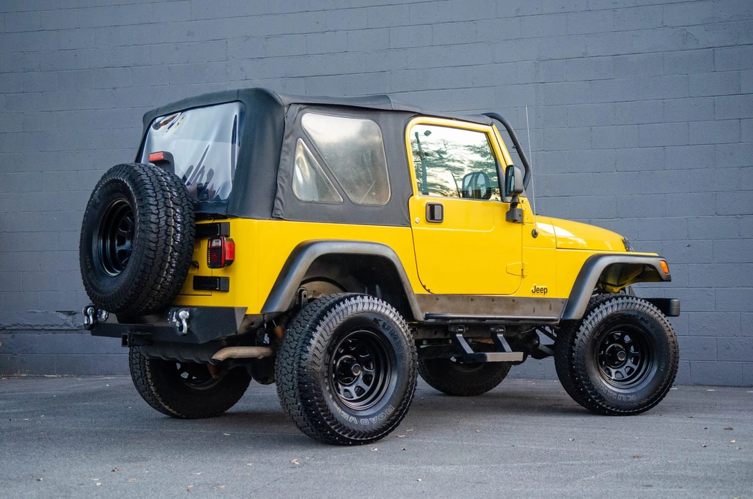 2005 Jeep TJ Wrangler - Image 21 of 31