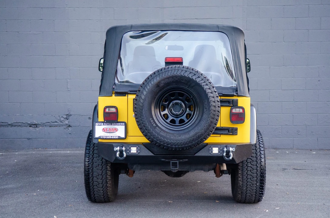 2005 Jeep TJ Wrangler - Image 26 of 31
