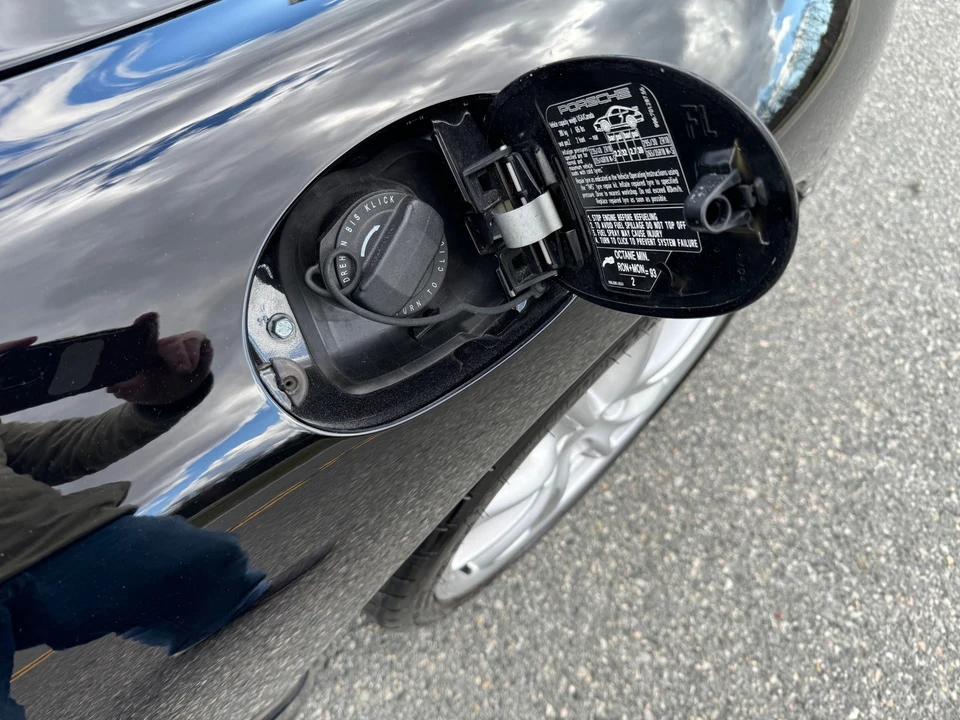 2005 Porsche 996 GT3 - Image 26 of 31