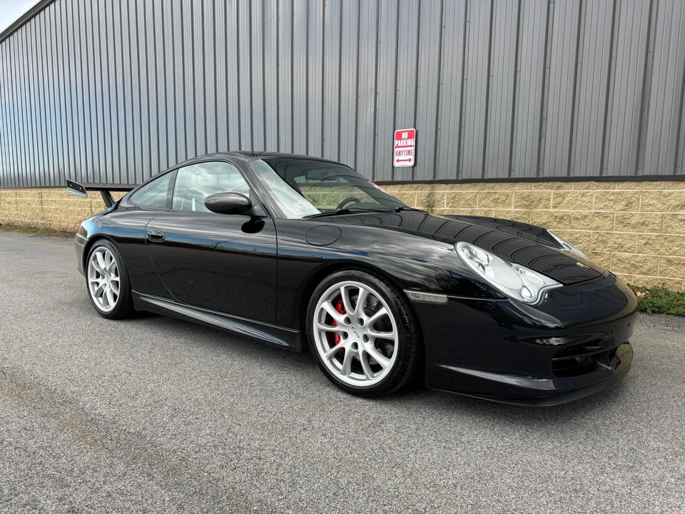 2005 Porsche 996 GT3 - Image 8 of 31