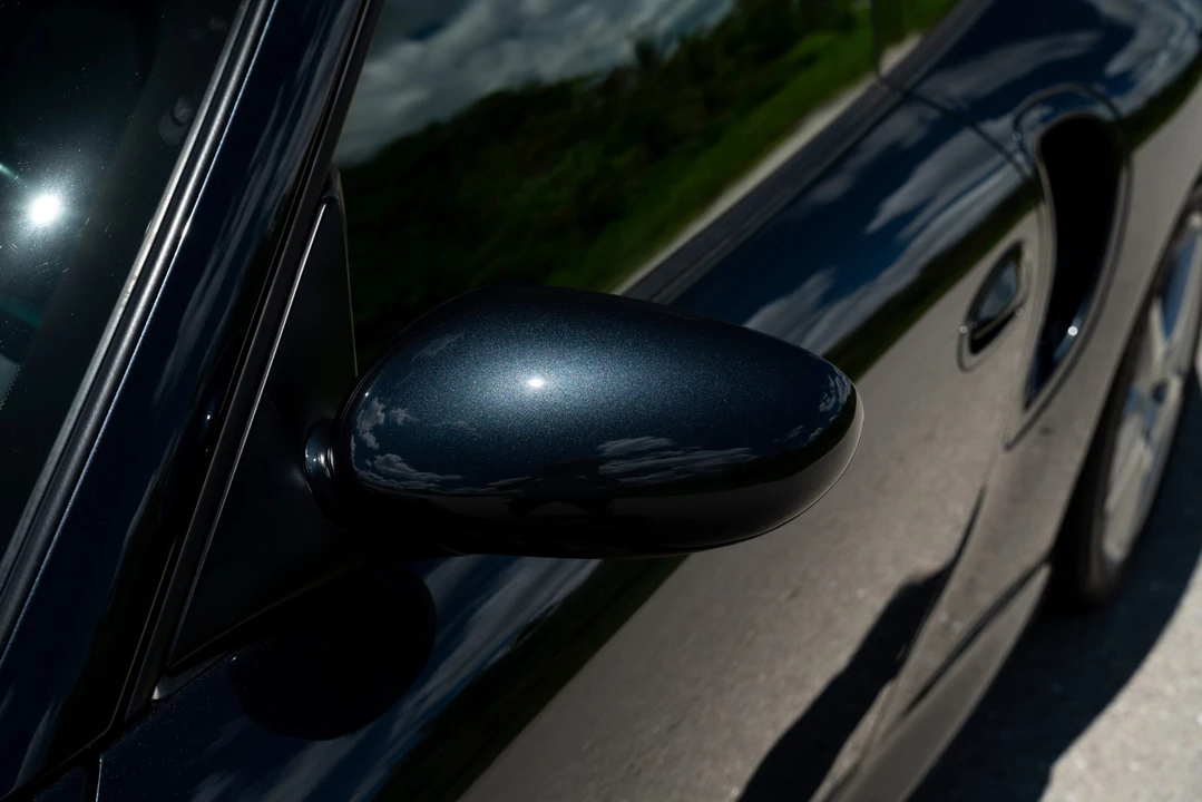2005 Porsche 996 Turbo - Image 28 of 31