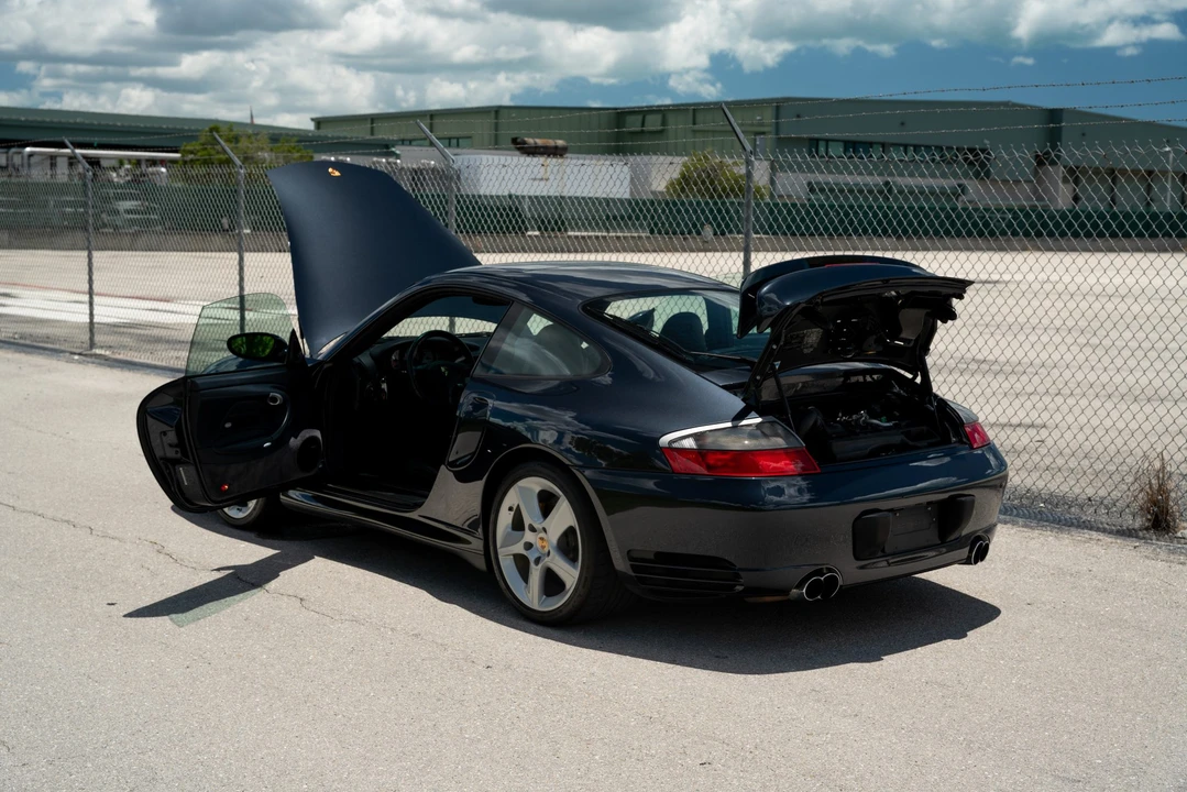 2005 Porsche 996 Turbo - Image 13 of 31