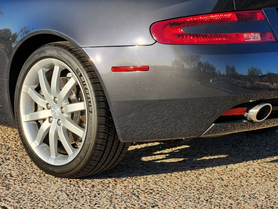 2006 Aston Martin DB9 - Image 28 of 31