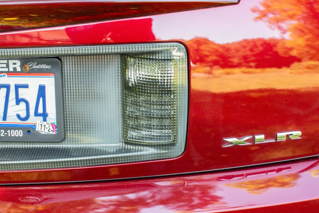 2006 Cadillac XLR - Image 22 of 31