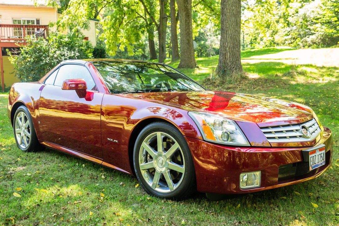 2006 Cadillac XLR - Image 7 of 31