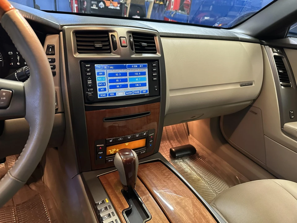 2006 Cadillac XLR - Image 29 of 31
