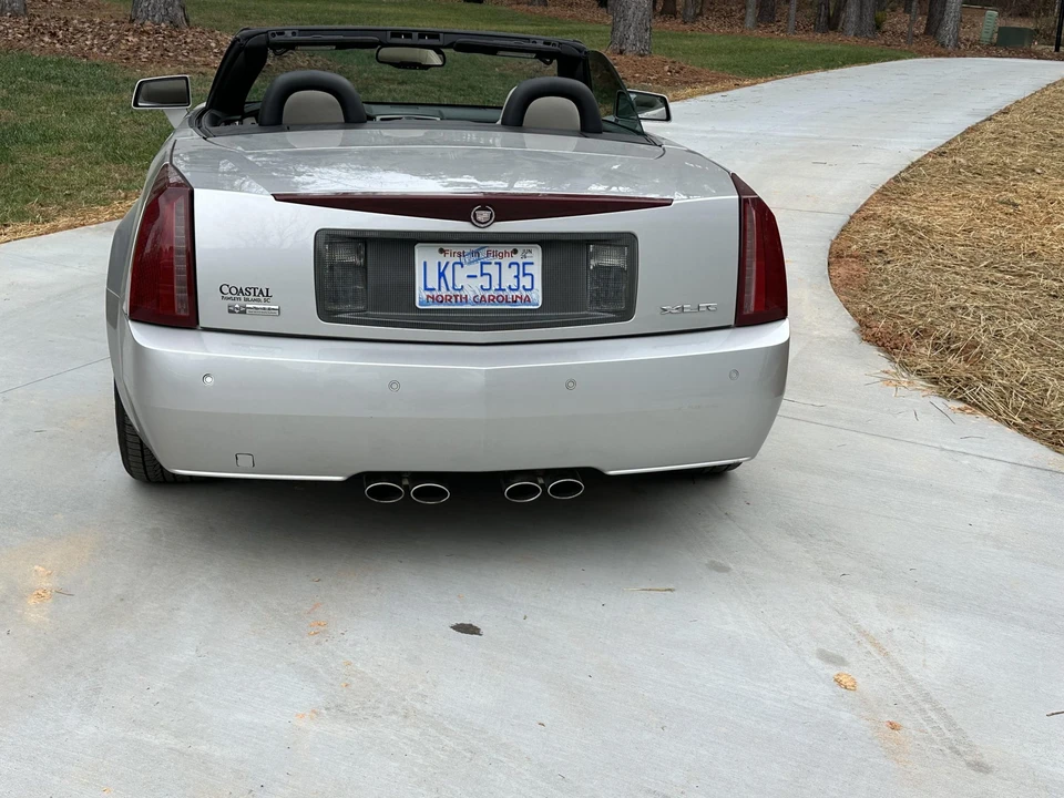 2006 Cadillac XLR - Image 5 of 31
