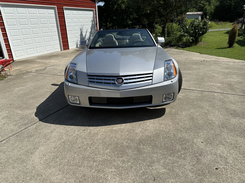 2006 Cadillac XLR - Image 11 of 31