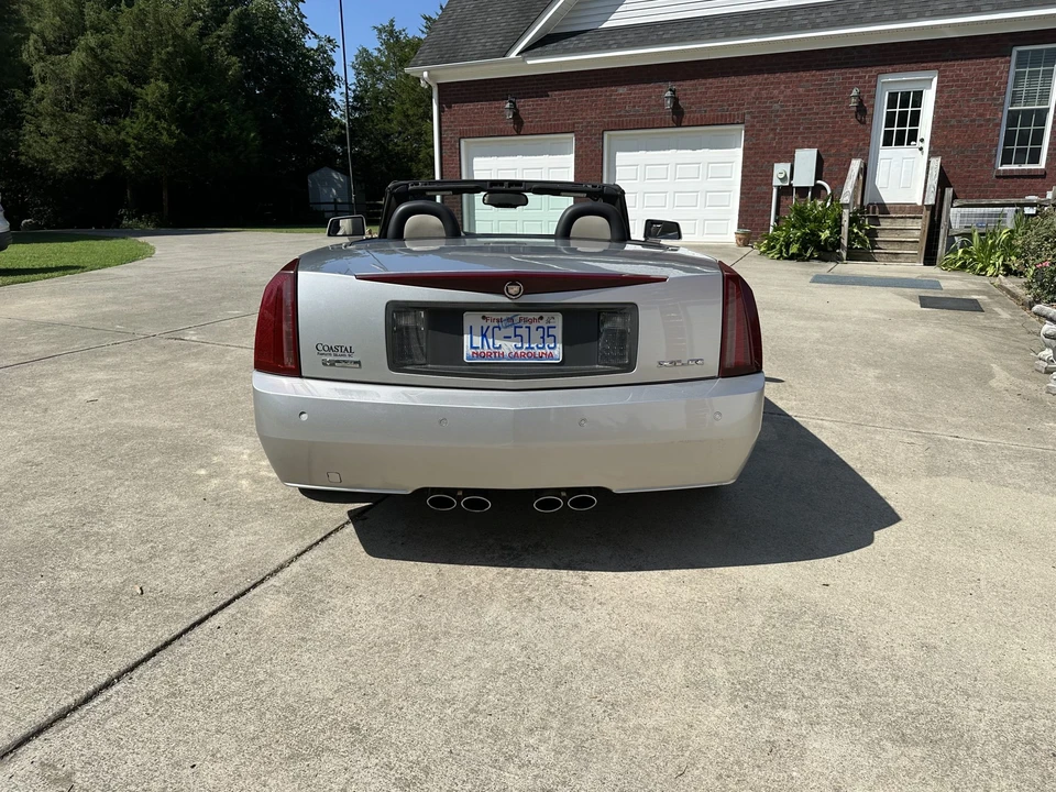 2006 Cadillac XLR - Image 6 of 31