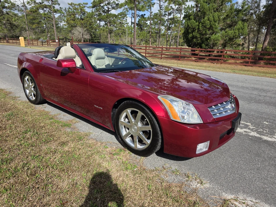 2006 Cadillac XLR - Image 5 of 31