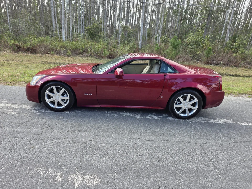 2006 Cadillac XLR - Image 15 of 31