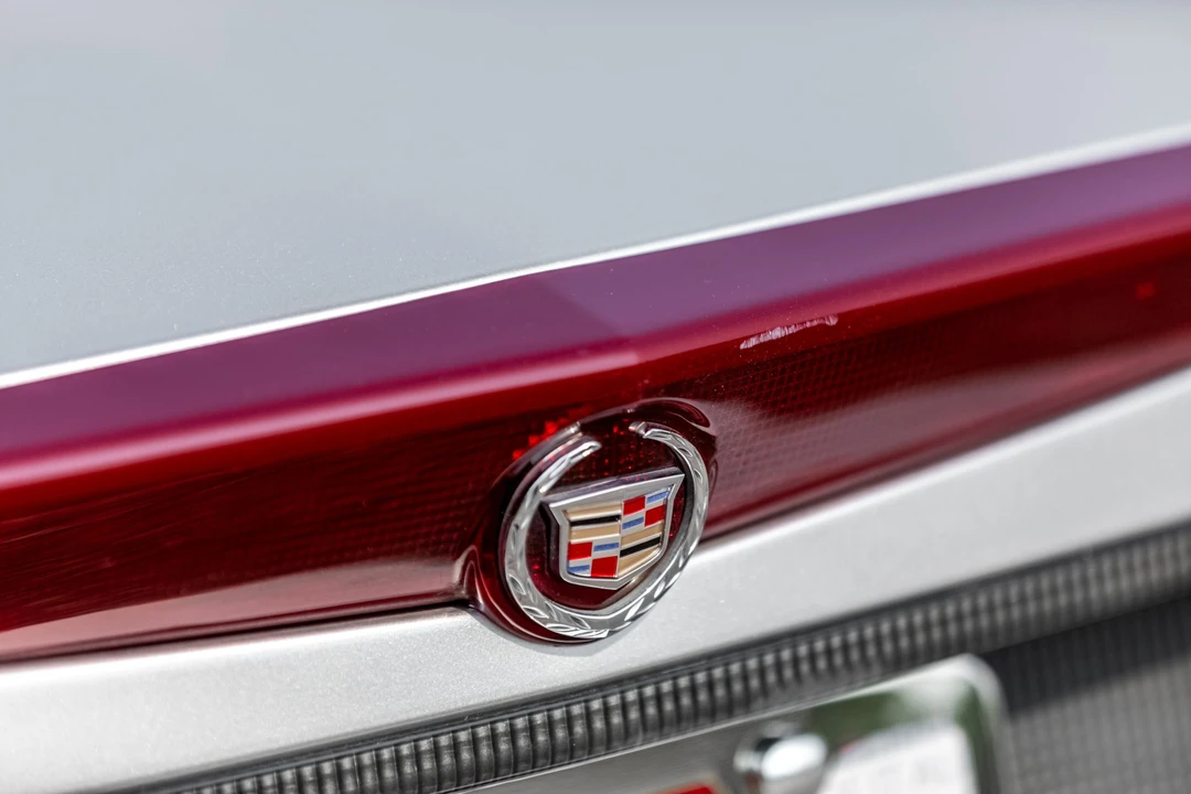 2006 Cadillac XLR - Image 26 of 31