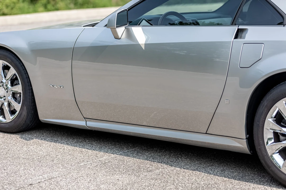 2006 Cadillac XLR - Image 19 of 31