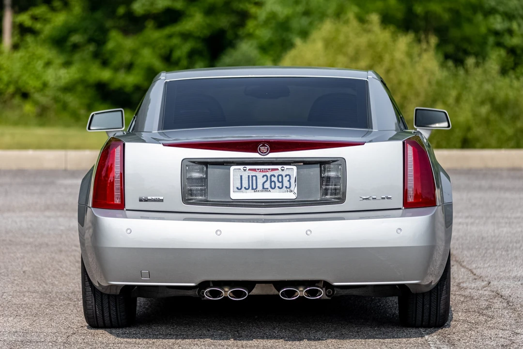 2006 Cadillac XLR - Image 7 of 31