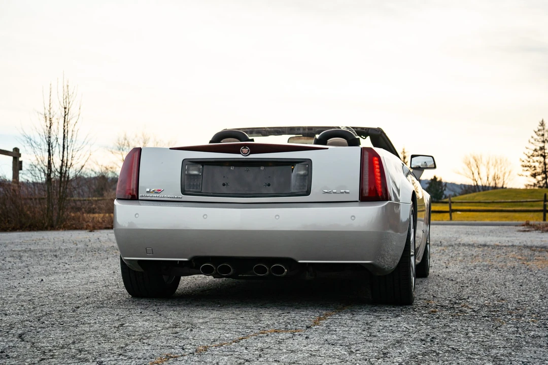 2006 Cadillac XLR-V - Image 31 of 31
