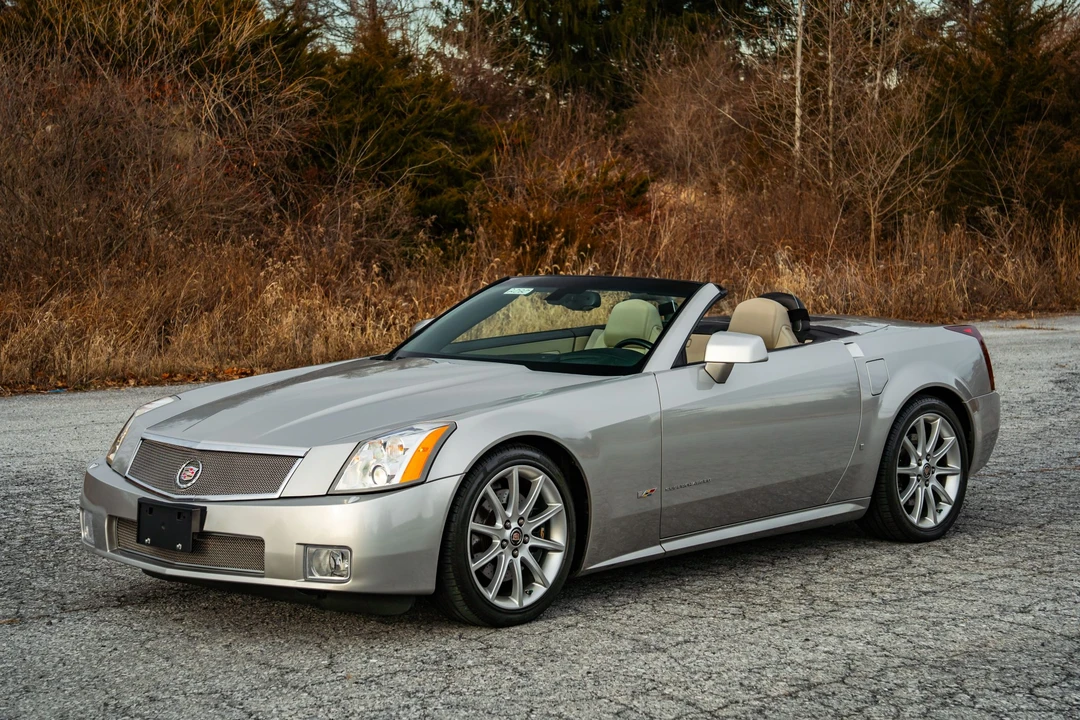 2006 Cadillac XLR-V - Image 7 of 31