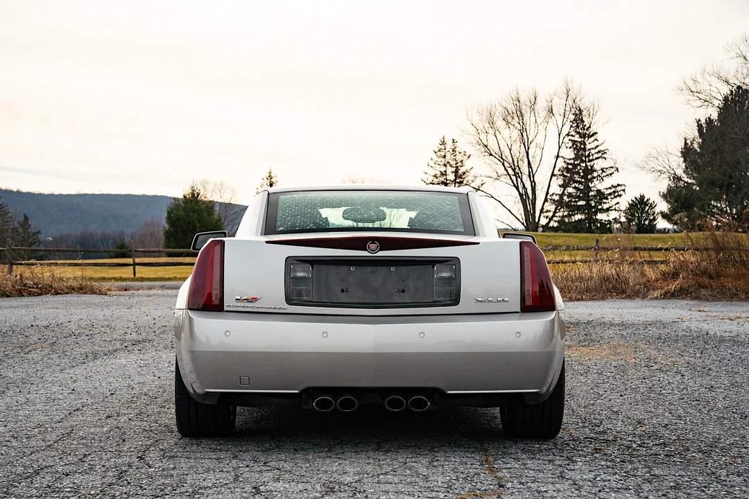 2006 Cadillac XLR-V - Image 30 of 31