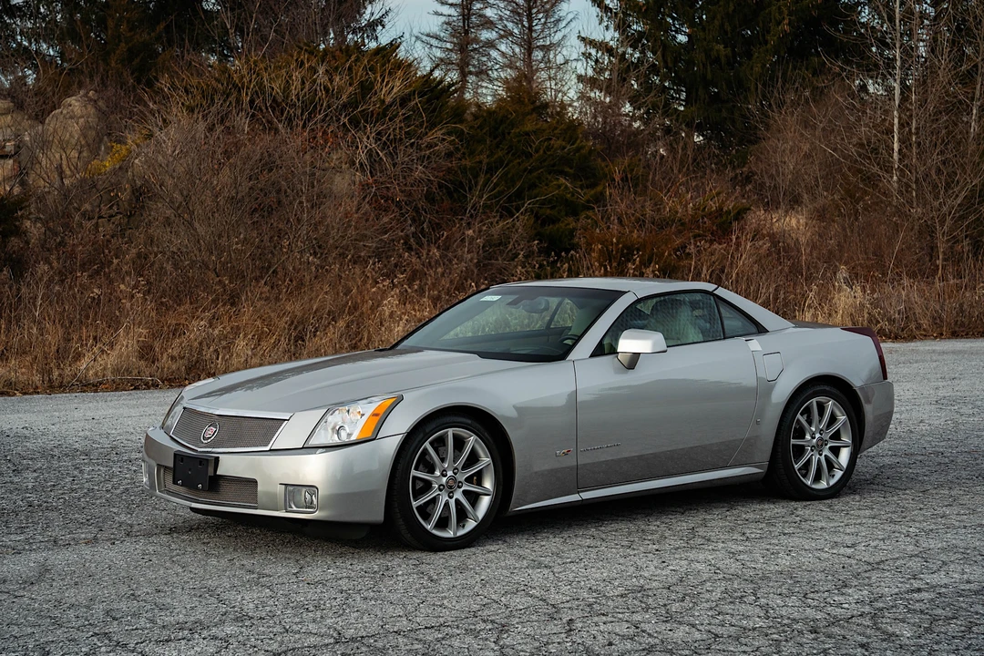 2006 Cadillac XLR-V - Image 19 of 31