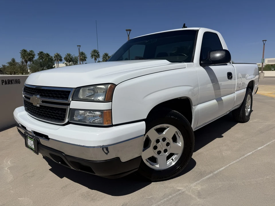 2006 Chevrolet Silverado 1st Gen - Image 2 of 31