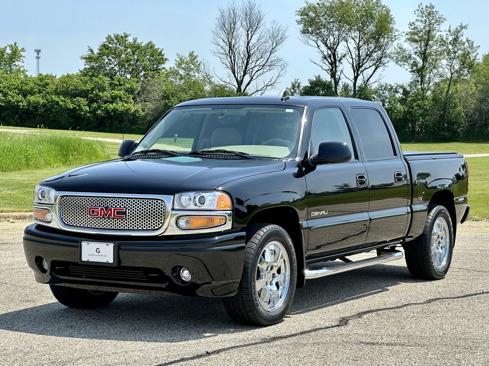 2006 GMC Sierra 2nd Gen - Image 4 of 31