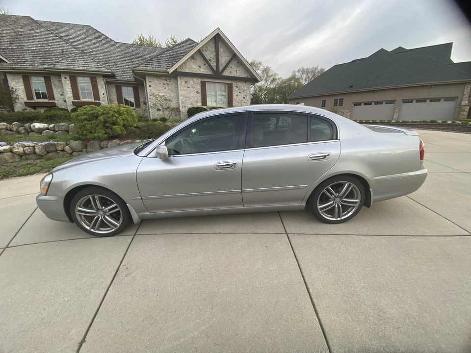 2006 Infiniti Q45 3rd Gen - Image 9 of 31