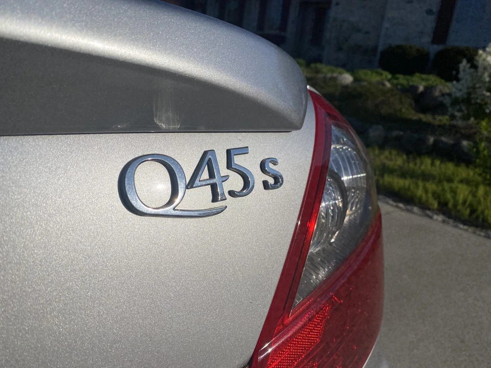 2006 Infiniti Q45 3rd Gen - Image 19 of 31