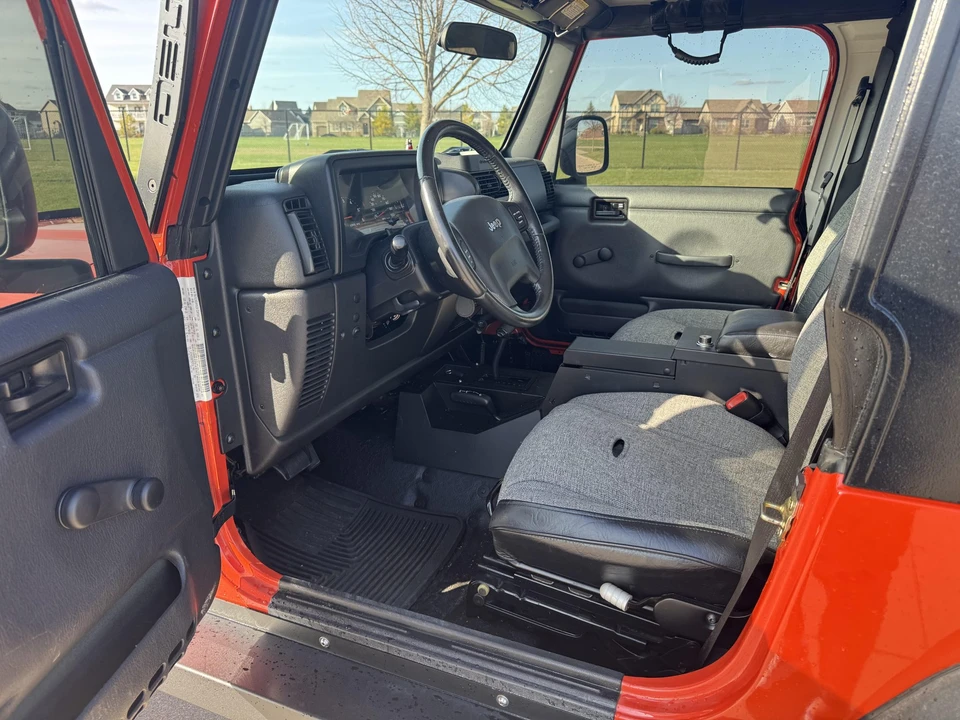 2006 Jeep TJ Wrangler - Image 28 of 31