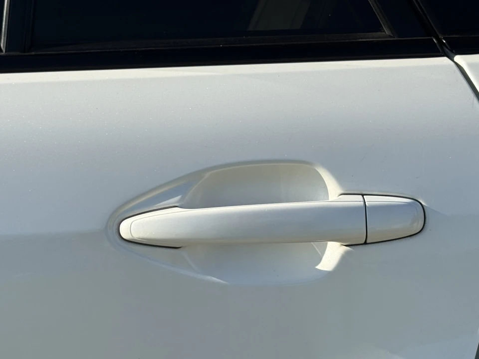 2006 Lexus RX 2nd Gen - Image 21 of 31