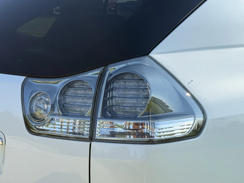 2006 Lexus RX 2nd Gen - Image 27 of 31