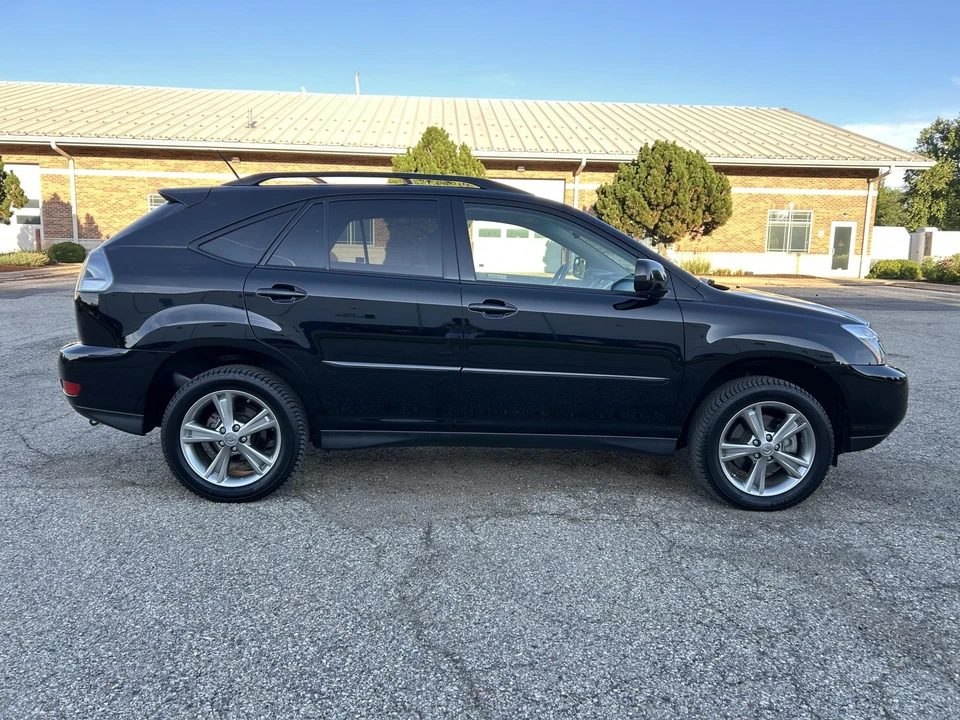2006 Lexus RX 2nd Gen - Image 16 of 31
