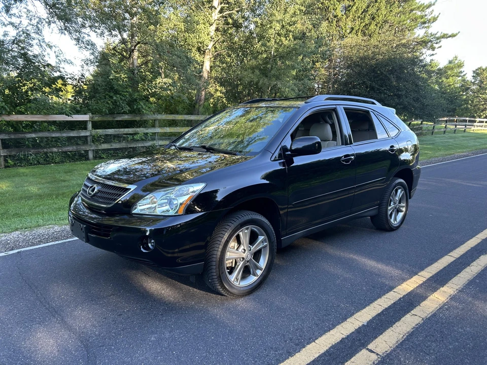 2006 Lexus RX 2nd Gen - Image 2 of 31