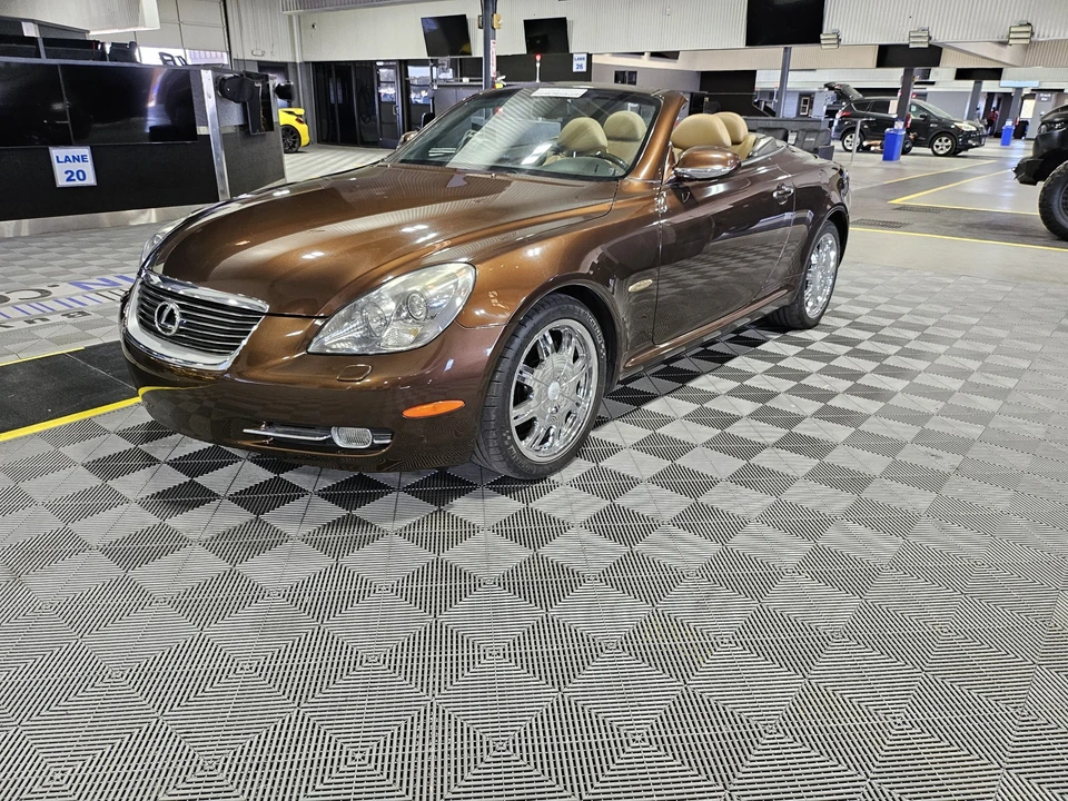 2006 Lexus SC430 - Image 2 of 31