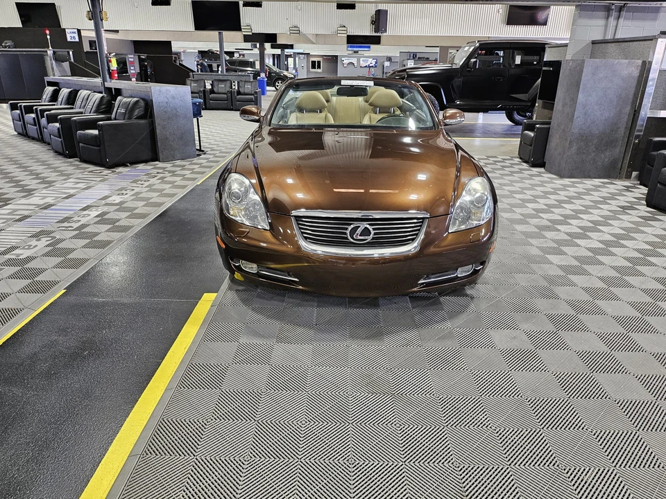 2006 Lexus SC430 - Image 3 of 31