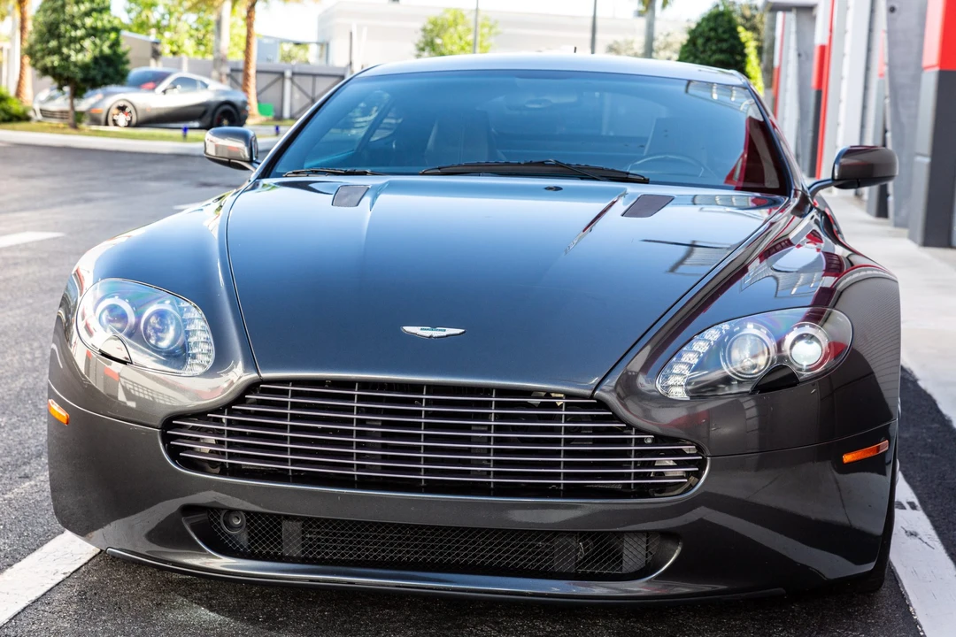 2007 Aston Martin V8 Vantage (2006-2017) - Image 9 of 31