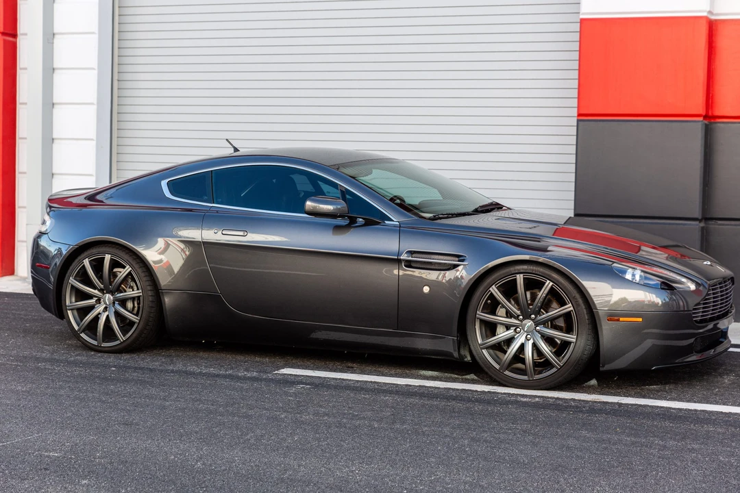 2007 Aston Martin V8 Vantage (2006-2017) - Image 2 of 31
