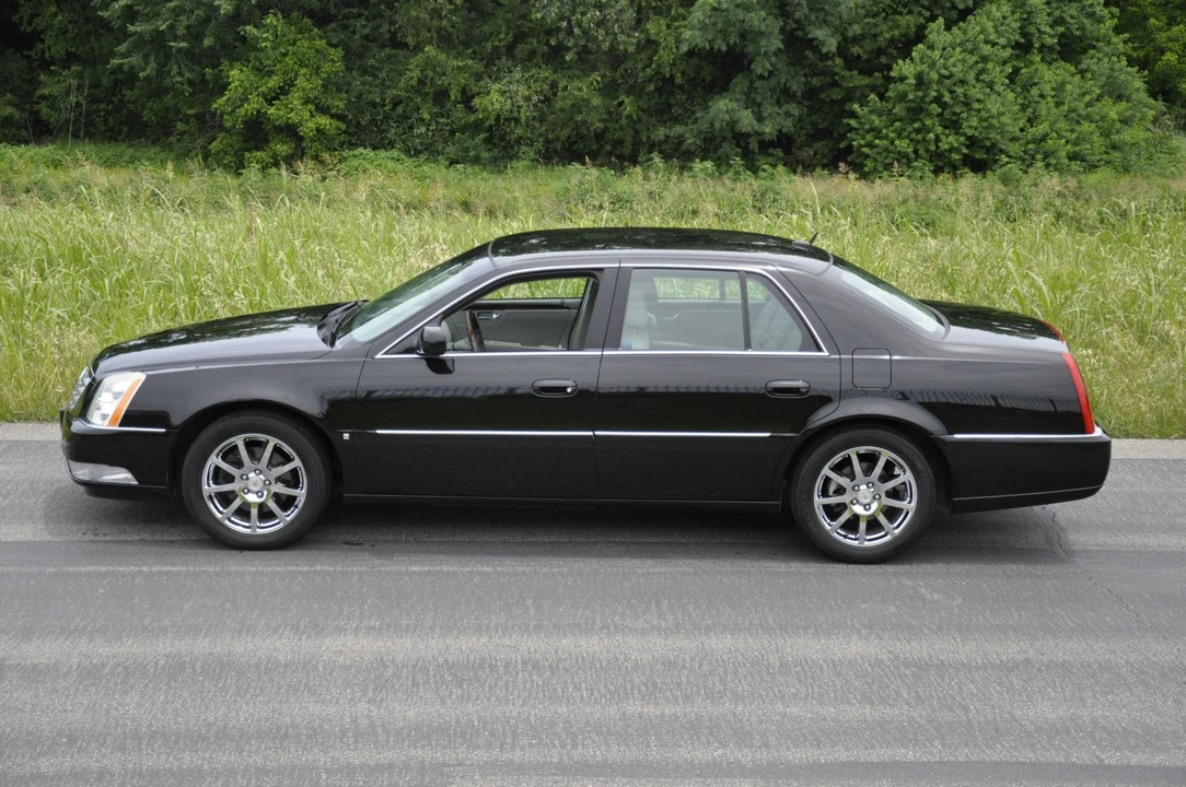 2007 Cadillac DTS - Image 18 of 31