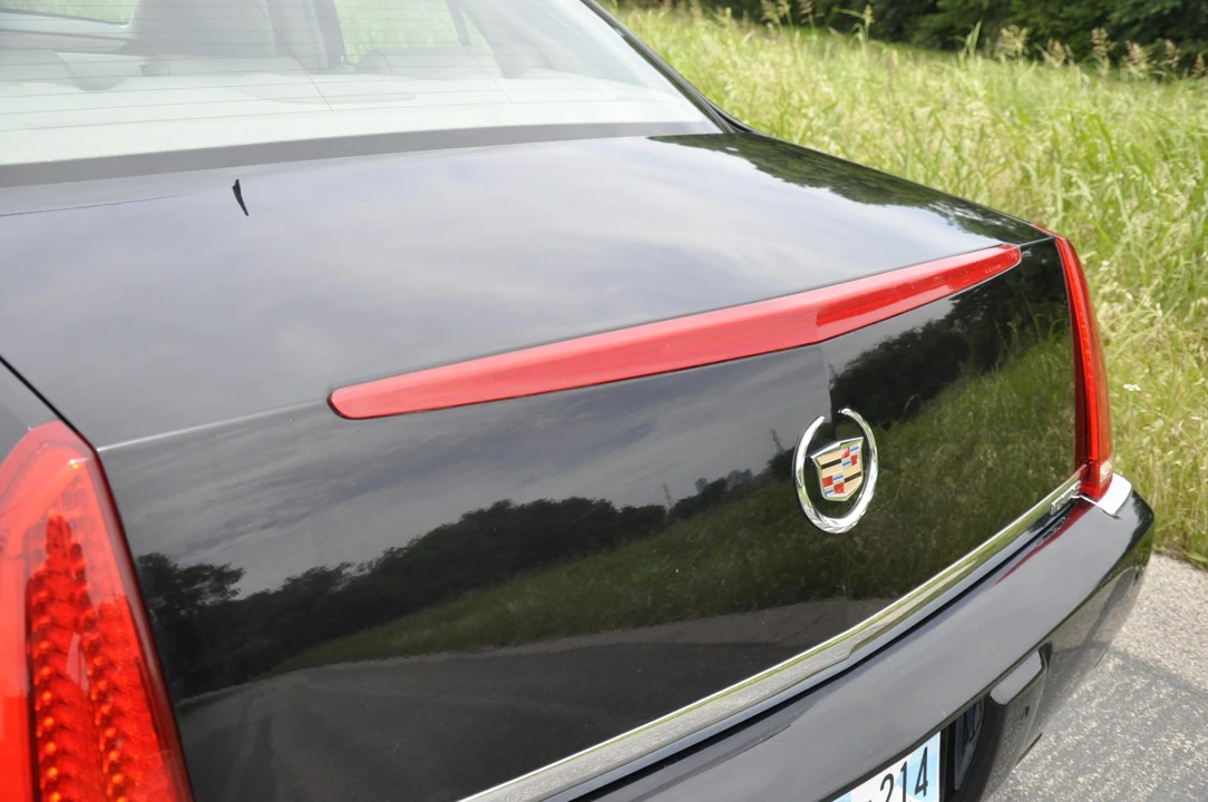 2007 Cadillac DTS - Image 28 of 31