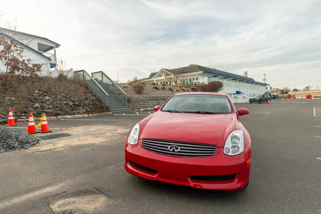 2007 Infiniti G35 4th Gen - Image 2 of 31