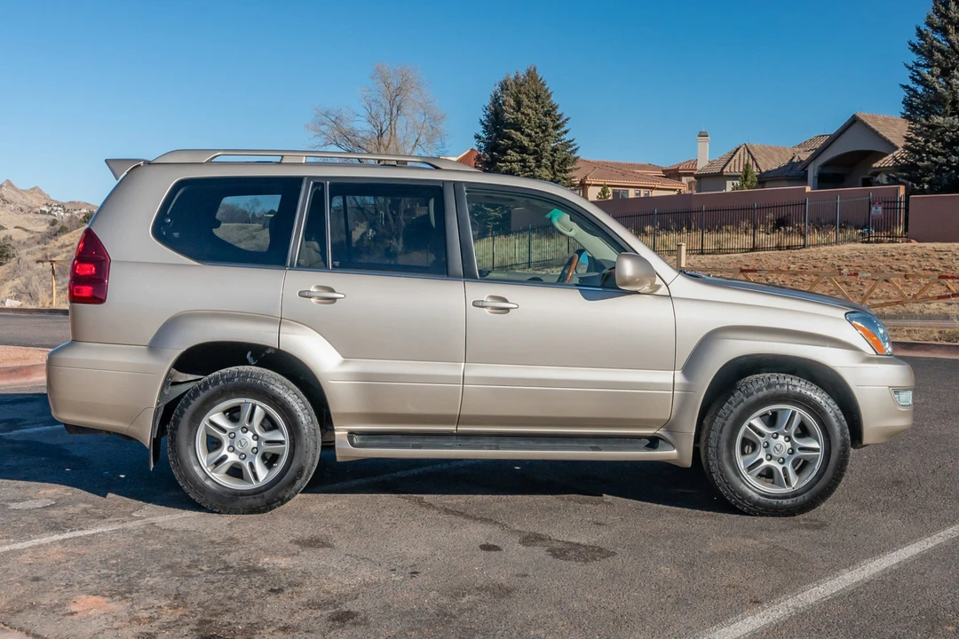 2007 Lexus GX 1st Gen - Image 5 of 31
